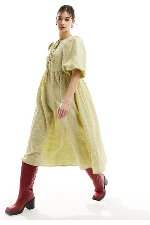 Glamorous Bow tie puff sleeve midi smock dress in red check