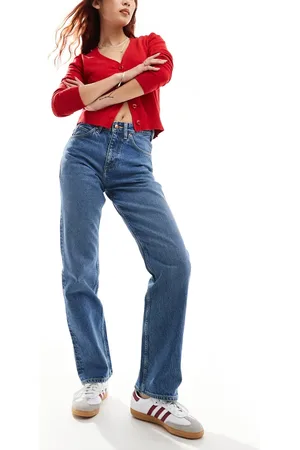 Lee Rider classic straight fit jeans in mid wash