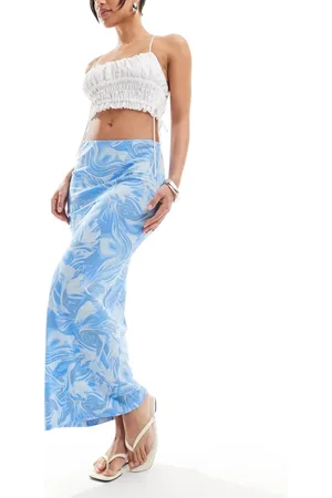 Monki Midi skirt in blurr print