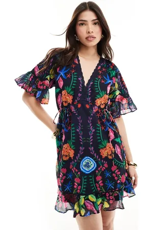 HOPE & IVY Mini smock dress in bright floral