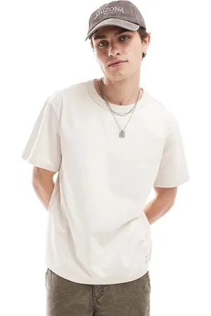 Wrangler Tab logo relaxed fit t-shirt in off