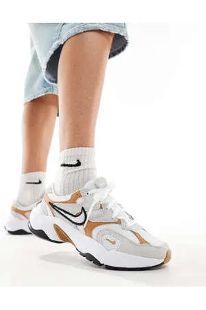 Nike AL8 Run Inspo trainers in
