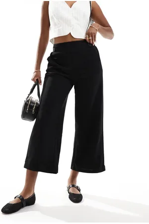 VERO MODA Jersey pull on 7/8 trouser with button waist detail in