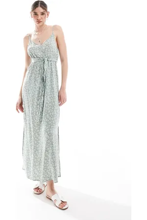VERO MODA V neck maxi dress with tie waist in sage floral