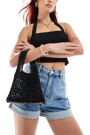 Sui Ava Sonja crochet grab bag in