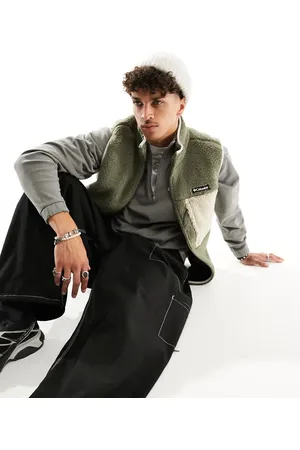 Columbia Mountainside fleece vest in khaki