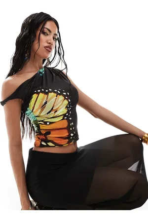 Kaiia Exclusive slinky twist detail off shoulder top in black butterfly print