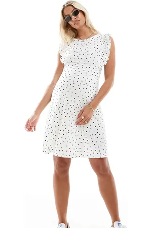 Mama;licious Mamalicious Maternity ruffle detail jersey knee dress in white spot print