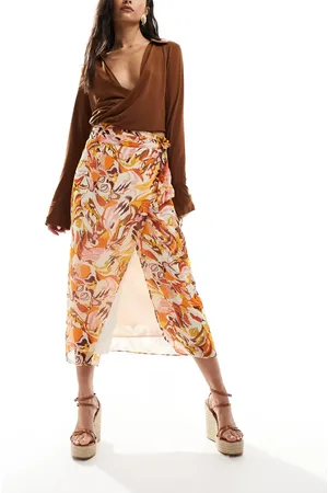 Style Cheat Wrap midi skirt in floral print