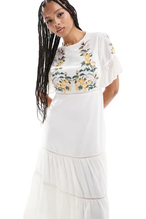 HOPE & IVY Maxi dress with embroidery in cream