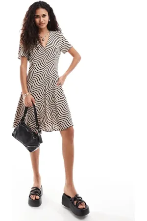 Monki Button through mini dress with v neck in wave print