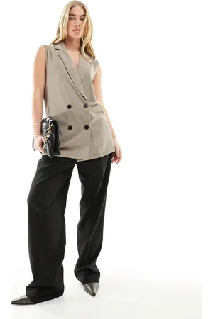 JDY Long waistcoat in taupe