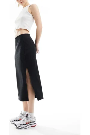 Nike Ribbed midi skirt in