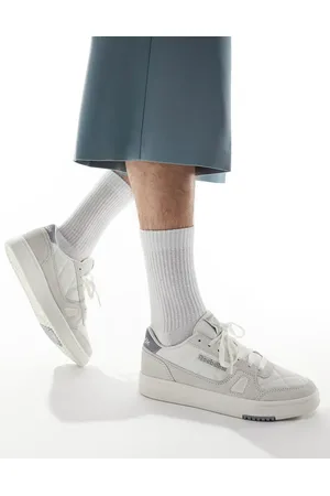 Reebok LT Court trainers in off