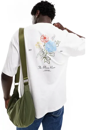 SELECTED Oversized t-shirt with flower art backprint in