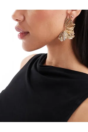 ASOS Stud earrings with petal detail in tone