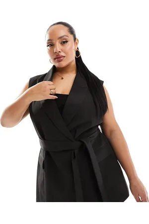 ASOS ASOS DESIGN Curve sleeveless tailored blazer with tie waist in