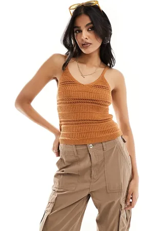 New Look Knitted cami vest in tan