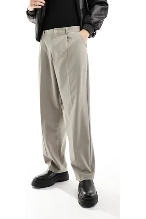 Bershka Baggy tailored trouser in beige