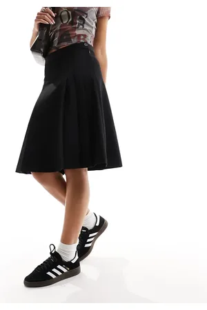 Monki Pleated midi skirt in
