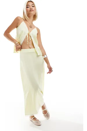 ONLY Low waist contrast lace trim maxi skirt co-ord in lemon