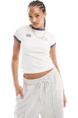 Pull&Bear Sporty graphic baby tee in