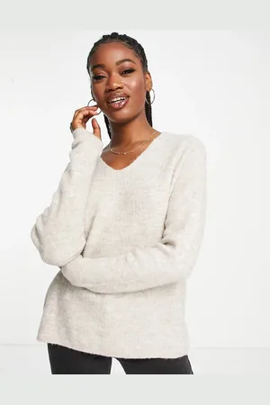 VERO MODA Lightweight v neck jumper in cream