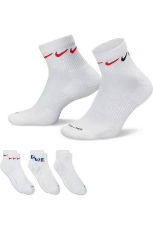 Nike Everyday Plus Cushioned graphic 3 pack ankle socks in