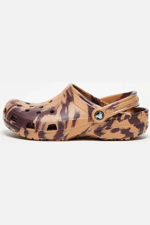 Crocs Unisex classic marbled clog in multi