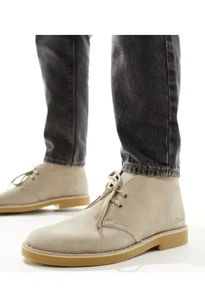 Clarks Desert evo boots in sand suede