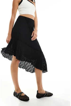 New Look Asymetric midi lace skirt in