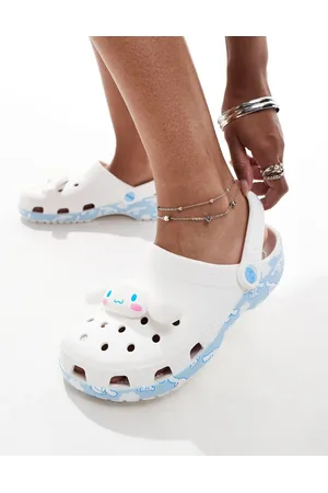 Crocs Unisex Cinnamoroll Classic clog