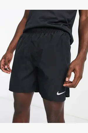 Nike Challenger Dri-FIT 2-in-1 7 inch shorts in