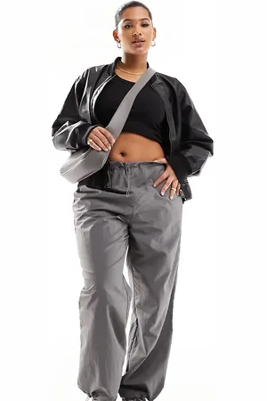ONLY Mid rise parachute trousers in grey