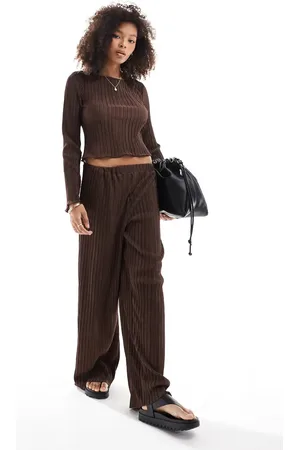 VERO MODA Plisse wide leg trouser co-ord in chocolate