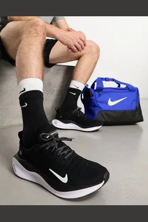 Nike Nike Reactx Infinity Run 4 trainers in and white
