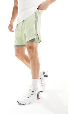 Nike Dr-Fit Stride 5inch 2 in 1 shorts in olive