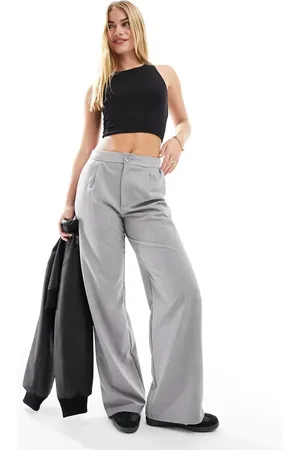 Stradivarius Wide leg relaxed dad trouser in dark