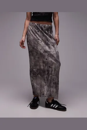 Topshop Plisse maxi skirt in non print