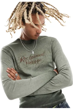 Reclaimed Long sleeve muscle fit t-shirt with print in khaki acid wash
