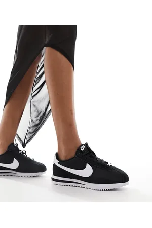 Nike Cortez nylon unisex trainers in and white