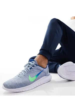 Nike Flex Experience 12 trainers in