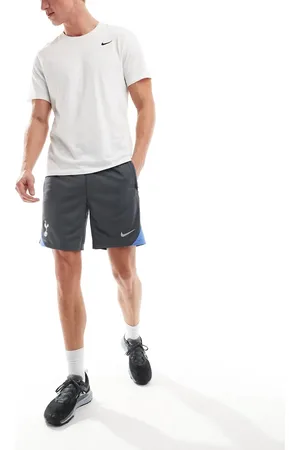 Nike Tottenham Hotspur FC Strike shorts in
