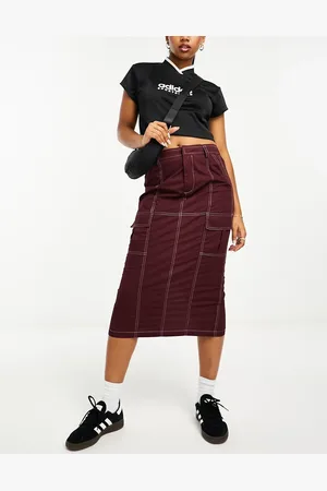 Heartbreak Cargo mid rise midi skirt in burgundy and white