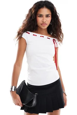 Heretic Nine Exclusive off shoulder fitted top with red ribbon bow deail