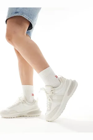 Tommy Hilfiger Tech runner trainers in neutrals