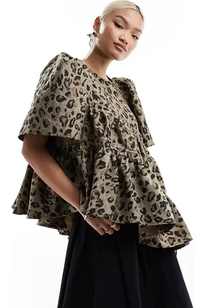 Ghospell Asymmetric ruched top in leopard print