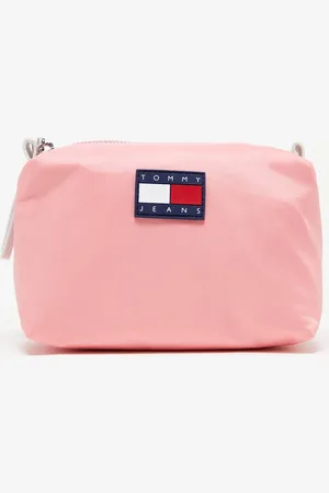 Tommy Hilfiger Logo washbag in