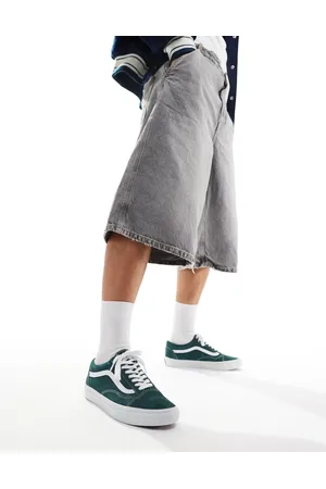 Vans Old Skool trainers in deep and white