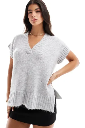 Miss Selfridge Knitted vest in marl